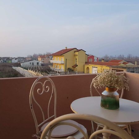 Apartmani Luce I Miho Nin Esterno foto