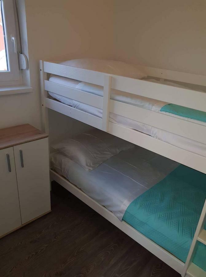 Apartmani Luce I Miho Nin Esterno foto